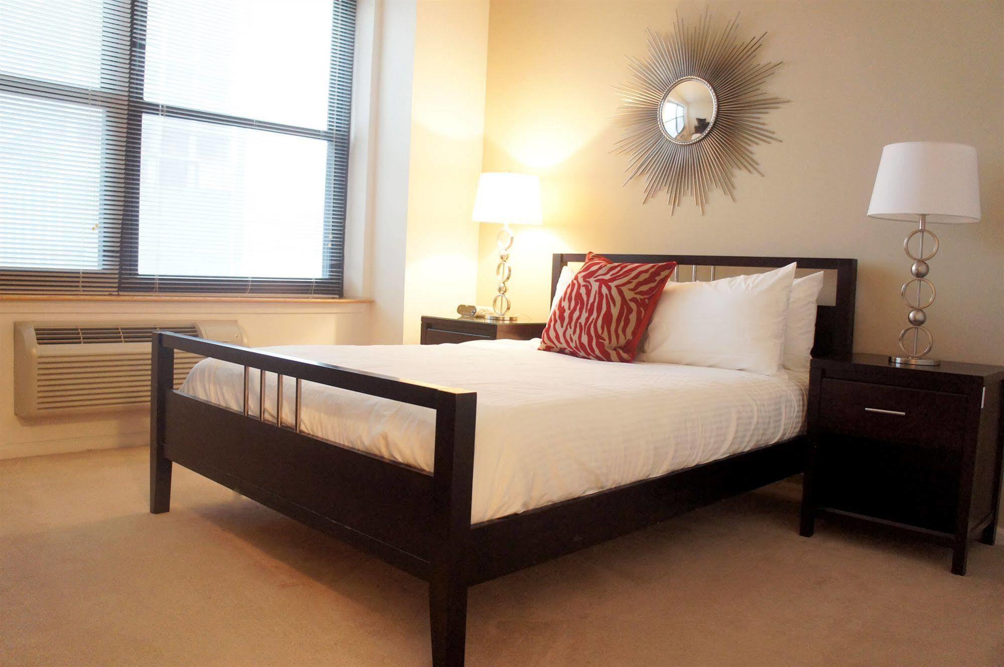 저지시티 Furnished Quarters At Grove Pointe 아파트 외부 사진