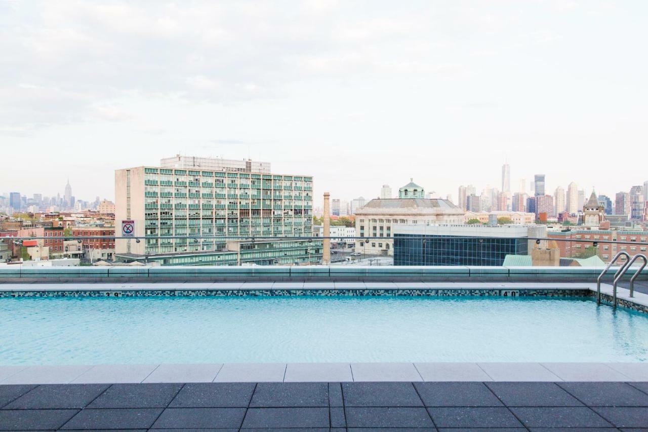 저지시티 Furnished Quarters At Grove Pointe 아파트 외부 사진