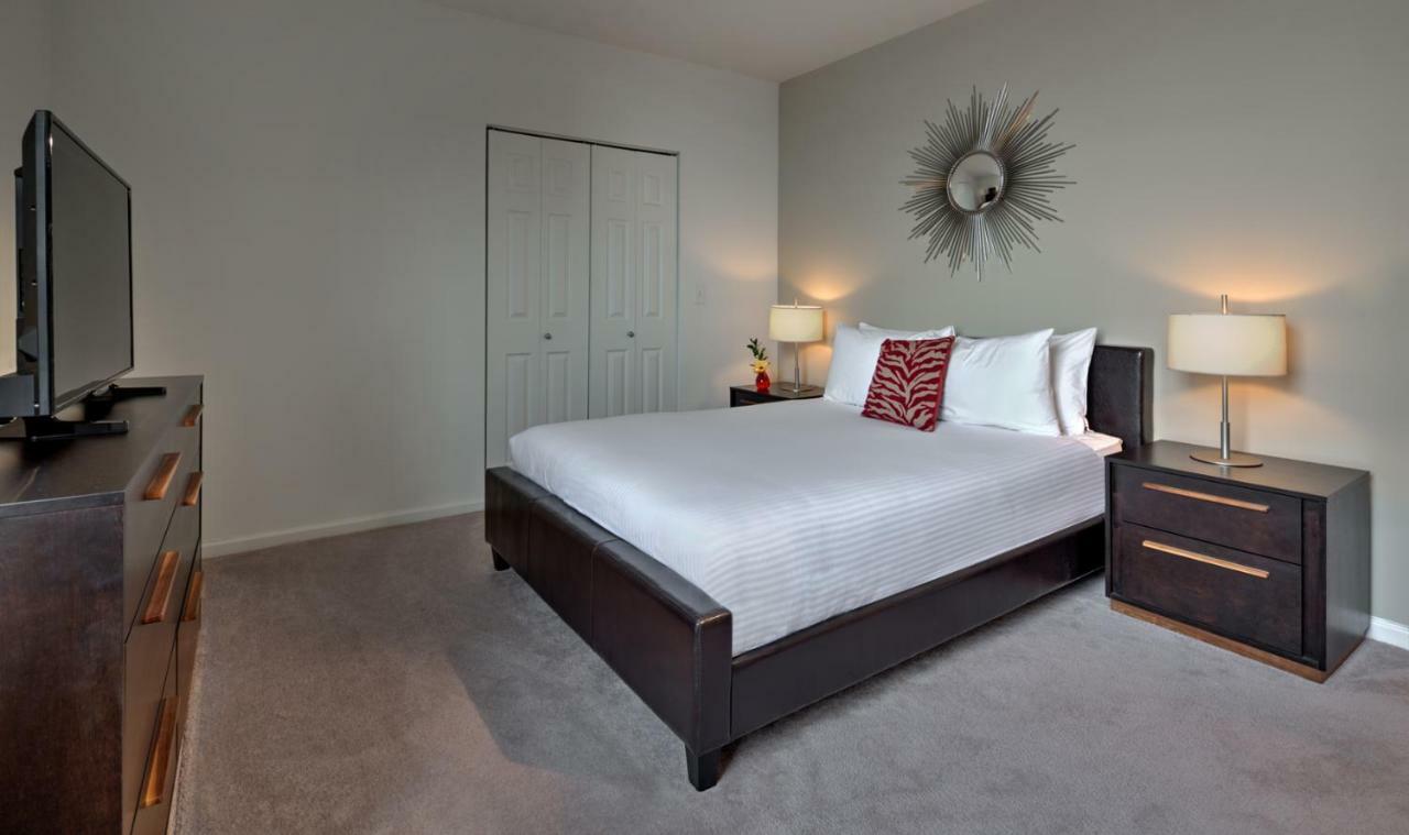 저지시티 Furnished Quarters At Grove Pointe 아파트 외부 사진