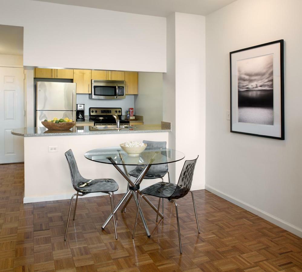 저지시티 Furnished Quarters At Grove Pointe 아파트 외부 사진
